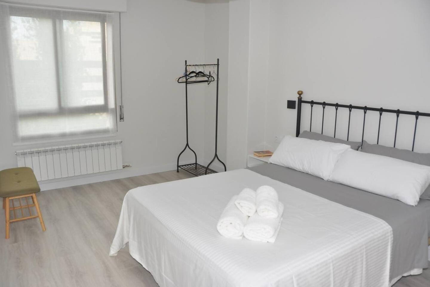 Apto La Estambrera I I Wifi Y Aire Acondicionado Logroño Dış mekan fotoğraf